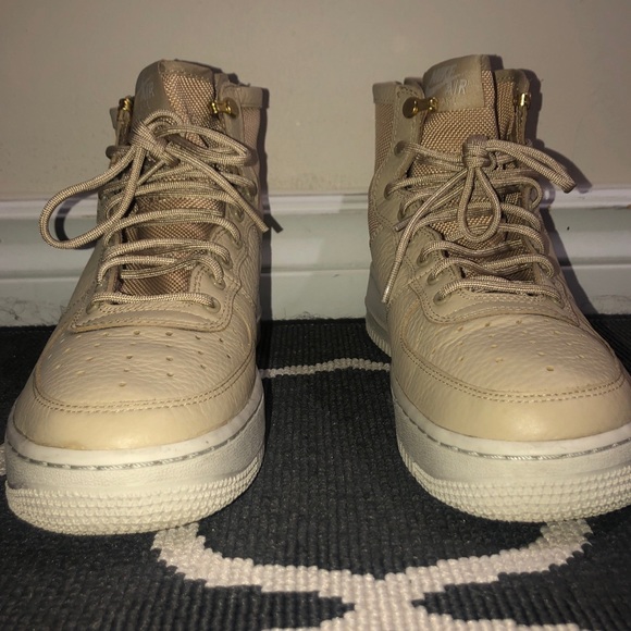 Nike Air Force 1 Mid Utility - Picture 2 of 5